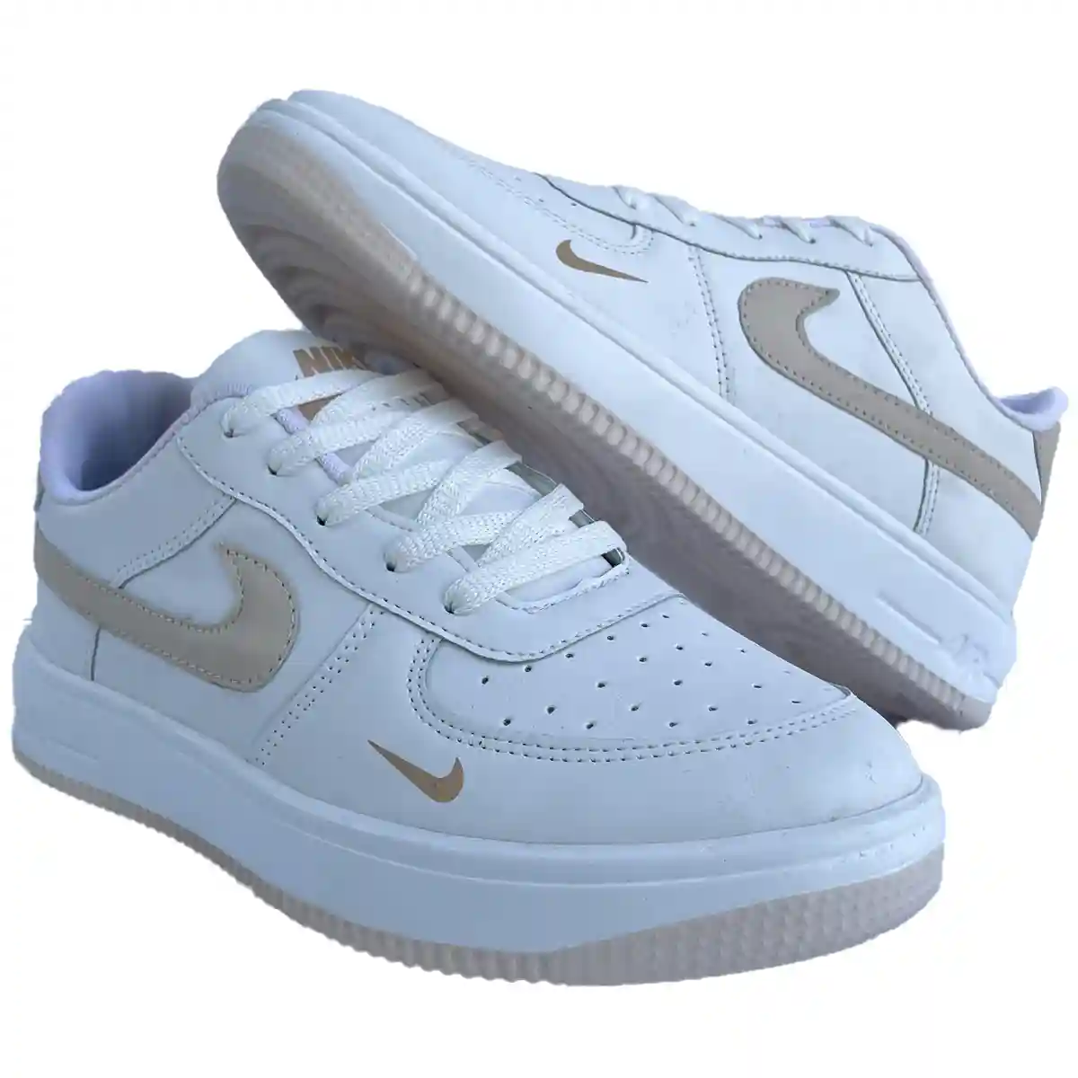 کفش اسپرت  زنانه و مردانه نایک ایر nike air سفید کرم کد 187